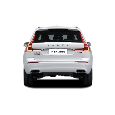 가족들을 위한 볼보 XC60 하이브리드 완전히 전기 SUV 2.0T 310HP L4 4WD는 이동합니다