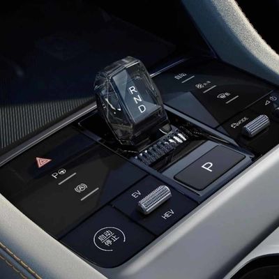 2024년 새로운 에너지 전기 차량 하이브리드 5석 SUV 플래그십 505km BYD 송 플러스 dm i ev