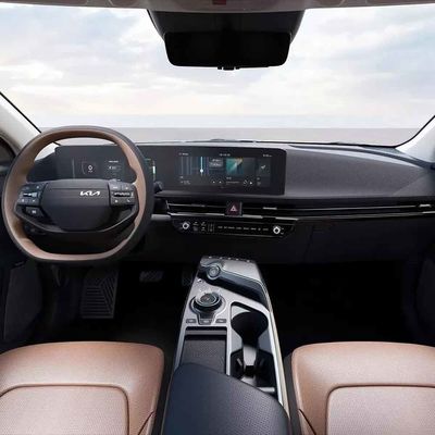 2024 KIA EV6 순수 전기 5 문 5 좌석 오토 컴팩트 SUV 신 에너지 차량 671KM 고속 자동차