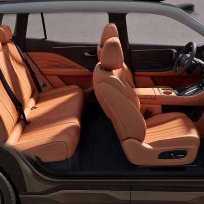 가족들을 위한 자동차를 수송할 준비가 된 아이온 Ｖ 플러스 뉴 에너지 자동차 전기 suv 2022 2023