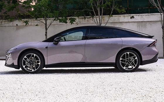 Xpeng 5석 세단 EV 602/710km 범위와 최고 속도 200km/h