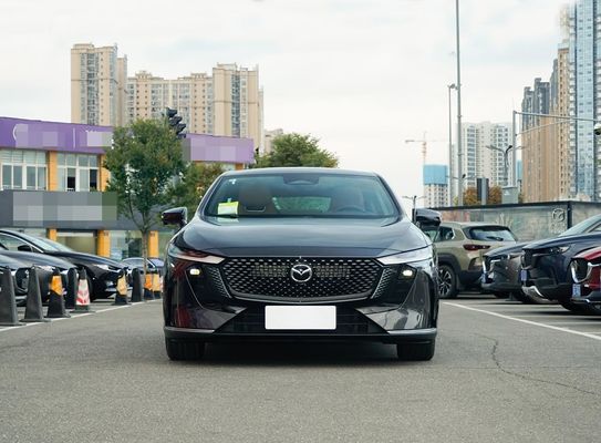 넓은 5석 전동차 1200km 범위와 160kW 전력