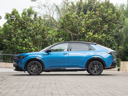 전기 차량 혼다 eNP2 150kW 전력 및 545km 범위 가족 사막 운전
