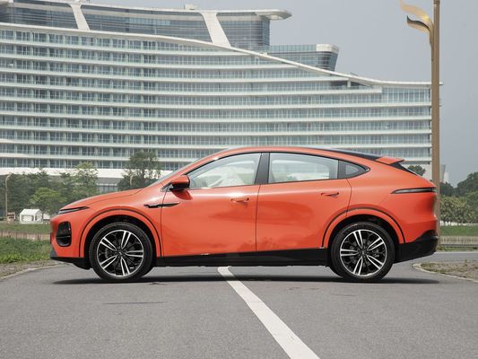 2025 강력한 Xpeng G6 68.5/80.8 KWh 배터리 용량과 0.2hr 빠른 충전 시간