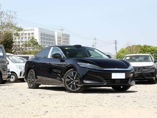 모델 차량 601km 범위 83.2kWh 배터리 용량 AWD 빠른 충전 태양 지붕 고전압 구조 가정용 편안