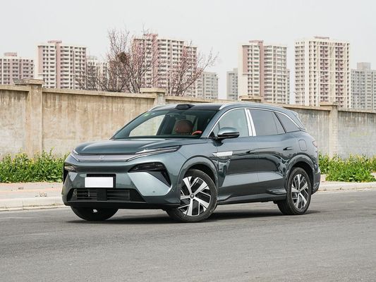 신형 핫셀링 BYD EV Car 2025 모델 100.5 KWh 배터리 용량 및 빠른 충전 0.1 시간 670KM 장거리 500kW 전력 전기 자동차 가족용 넓은 공간 7석