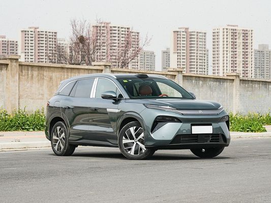 신형 핫셀링 BYD EV Car 2025 모델 100.5 KWh 배터리 용량 및 빠른 충전 0.1 시간 670KM 장거리 500kW 전력 전기 자동차 가족용 넓은 공간 7석