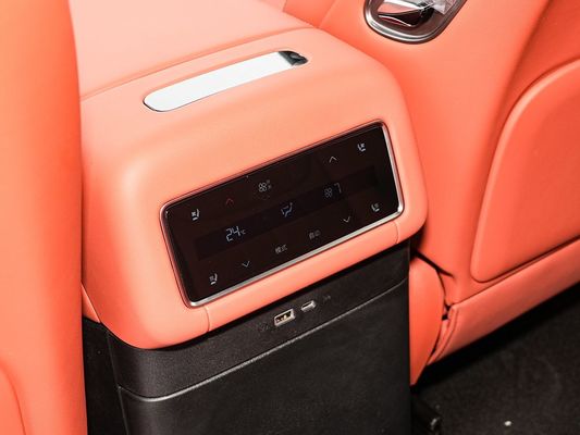 신형 핫셀링 BYD EV Car 2025 모델 100.5 KWh 배터리 용량 및 빠른 충전 0.1 시간 670KM 장거리 500kW 전력 전기 자동차 가족용 넓은 공간 7석