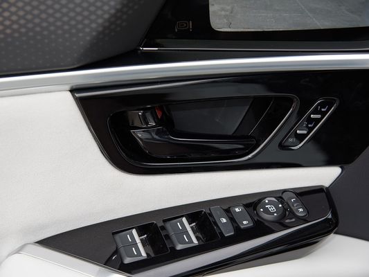 350kW 모터 파워 완전 전기 SUV 혼다 S7 장거리 650km 빠른 충전 EV 새 가옥과 함께 가정용으로 판매