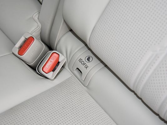 350kW 모터 파워 완전 전기 SUV 혼다 S7 장거리 650km 빠른 충전 EV 새 가옥과 함께 가정용으로 판매