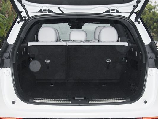 2025 Xpeng G9 전동형 SUV 93.1kWh 배터리 용량 423kW 맥스 모터 파워 680km 장거리 및 태양 지붕으로 빠른 충전