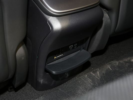 2025 BYD EV Car Seal AWD 성능 장거리 600KM 고속 충전 전기 자동차 사륜 구동 태양 지붕을 갖춘 전기 차량