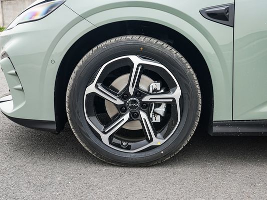 2025 BYD 전기 차량 표지판 06GT 급속 충전 시간 0.33 Hrs 및 성능 장거리 550KM 가족용 태양 지붕과 함께 큰 배터리