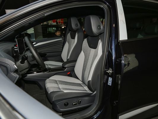 2025 VW 전기 차량 ID.4 고속 충전 자동차 장거리 601km 80.4kWh 배터리 핫 판매 신형 선루프와 함께 좋은 성능