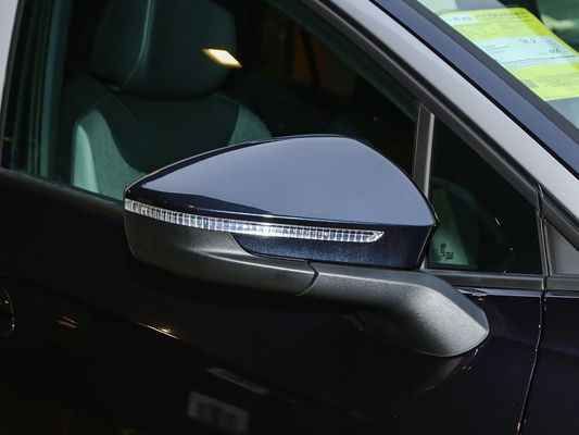 2025 VW 전기 차량 ID.4 고속 충전 자동차 장거리 601km 80.4kWh 배터리 핫 판매 신형 선루프와 함께 좋은 성능